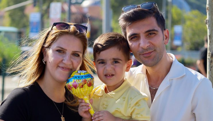 Eyüpsultan İskelesinde Balonlar Metehan İçin Gökyüzüne Uçtu