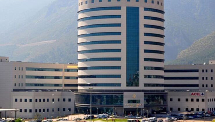 Bebeği poşetle kaçırmaya çalıştı!