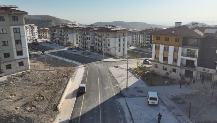 Deprem konutları için 36 milyar liralık yol yatırımı