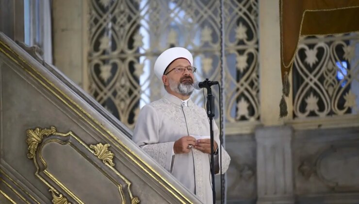 Erbaş’tan Cuma Hutbesinde Vatan ve Dua Vurgusu