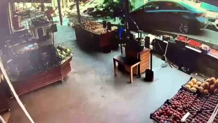 Eyüpsultan’da Kaldırıma Çıkan Araç, Market Çalışanına Çarptı