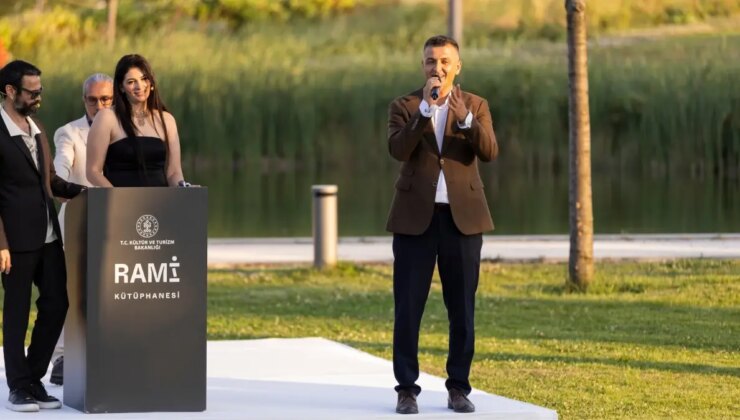 GELECEĞİN TASARIMCILARI SAHNEDE: Future Designers Scout Projesi Final Defilesine Hazırlanıyor