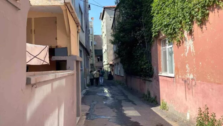 İstanbul Eyüpsultan’da Yangın: Maddi Hasar Meydana Geldi