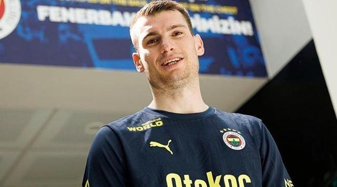 Livakovic'e Premier Lig'den talip
