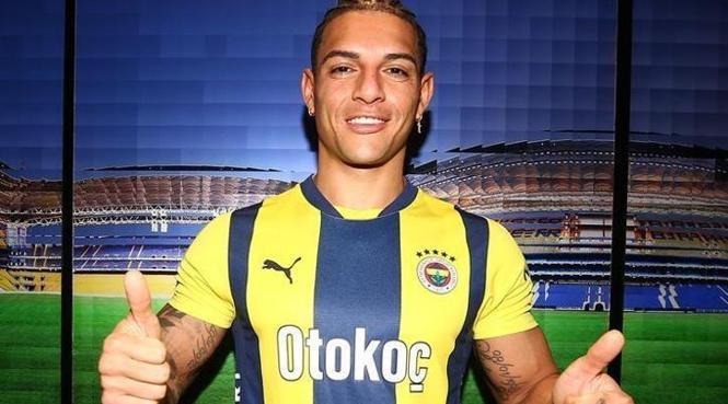 Diego Carlos'a Sevilla talip