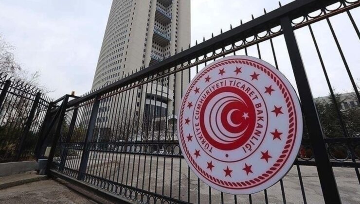 Ticaret Bakanlığı’ndan “domateslerin çöpe dökülmesiyle” ilgili açıklama