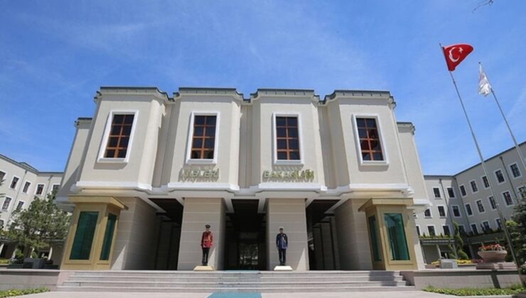 27 mülki idare amiri birinci sınıf mülki idare amirliğine yükseltildi