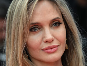 Angelina Jolie’den ifade özgürlüğü açıklaması: Ülkemi tanıyamıyorum