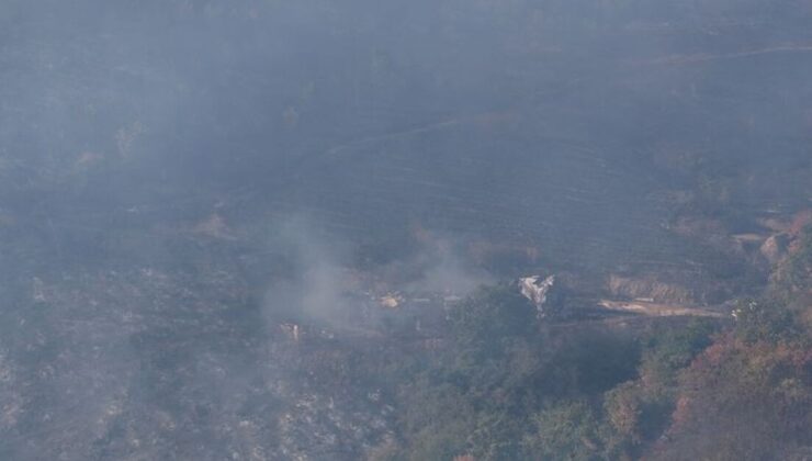 Balıkesir’de otluk ve ağaçlık alanda yangın