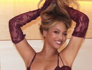 Beyonce’den 44’üncü yaş pozları