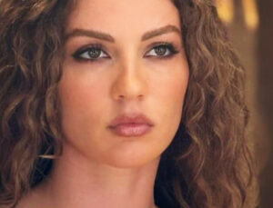 Burcu Özberk sitem etti: İnsanların kafasını şişirmeyin