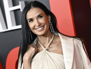 Demi Moore, eski eşi Bruce Willis’in hastalığını anlattı