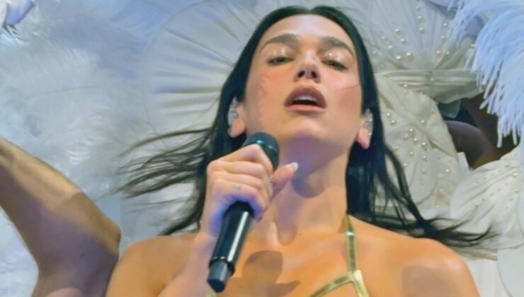 Dua Lipa’nın Chicago konserinde dikkat çekici sahne kostümleri