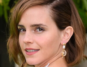 Ehliyetine el konulan Emma Watson artık bisiklet sürüyor