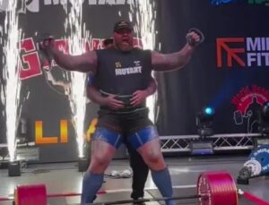 ‘Game of Thrones’ yıldızı Hafthor Bjornsson dünya rekoru kırdı