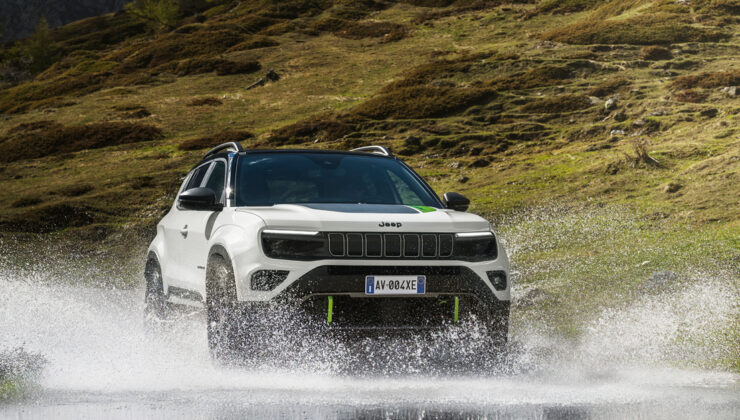 Jeep Avenger’a 4×4 versiyon geldi