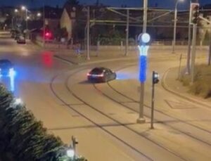 Kocaeli’de tramvay yolunda drift yapan sürücüye 55 bin lira ceza