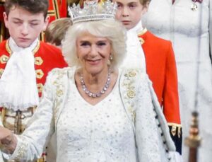 Kraliçe Camilla, gençliğinde tacizciyi ayakkabısıyla püskürttü