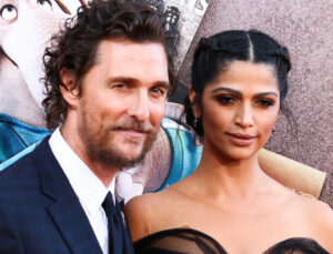 Matthew McConaughey: Mutlu evliliğin sırrı küçük yatak