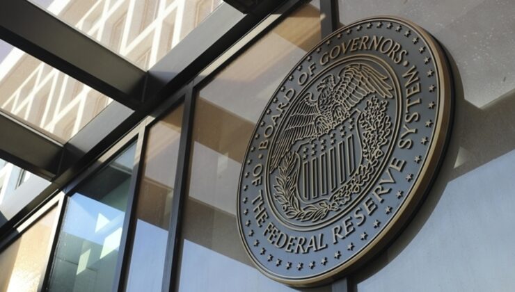 New York Fed’in çalışması yapay zekanın kullanımı artarken işten çıkarmanın az olduğunu gösterdi