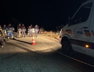 Otomobil uçuruma yuvarlandı: 4 ölü