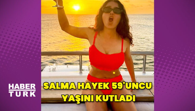 Salma Hayek, yeni yaşını kırmızı bikinili pozla kutladı