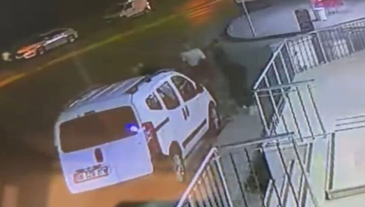 Sosyal medya kavgası: 10 yerinden bıçakladı!