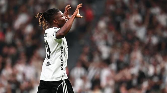TOURE'NİN SATIN ALMA OPSİYONU 15 MİLYON EURO