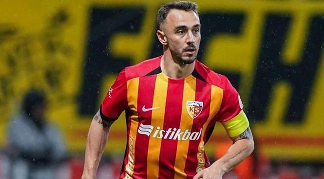 Beşiktaş, Gökhan Sazdağı transferini bitiriyor