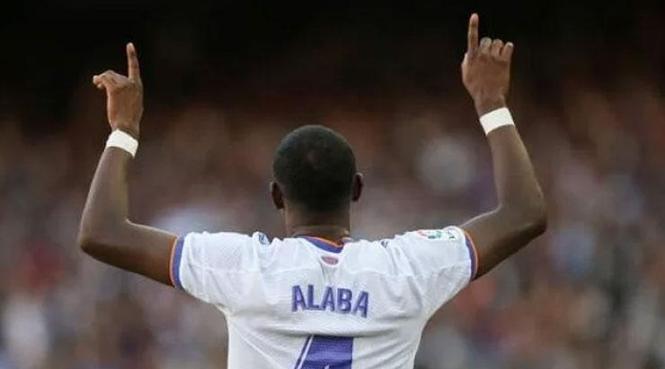 Fenerbahçe ve Beşiktaş, Alaba'nın peşinde