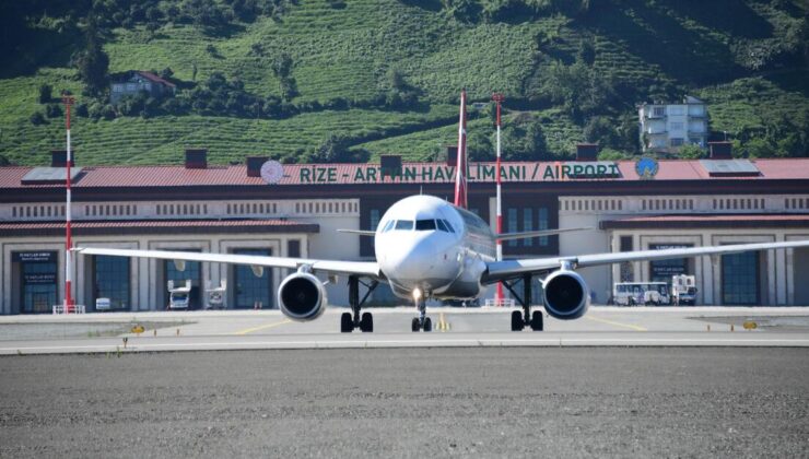 Uçaklarda ‘ücretsiz su’ zorunluluğu