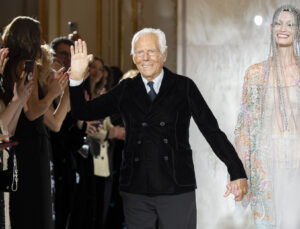 Ünlü modacı Giorgio Armani’nin hayatı film oluyor