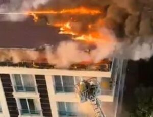 Ankara’da çatı katında yangın çıktı