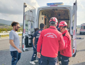 Balıkesir’de kamyonet otomobile çarptı: 1 ölü, 1 yaralı