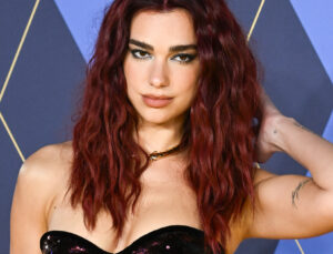 Dua Lipa dünya turnesinin ortasında İspanyolca eğitimini tamamladı