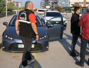 Kantin çalışanı okul müdürünü vurdu!