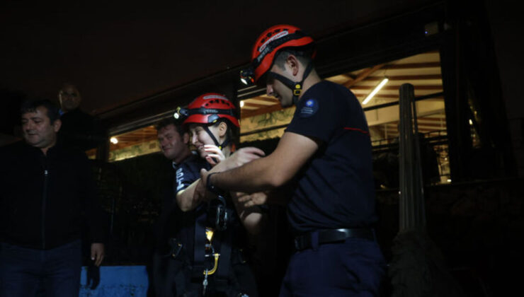 Mağarada 6 saat mahsur kaldılar