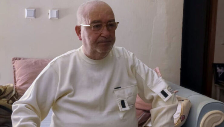 Müezzini aradı kendi selasını okuttu!