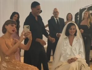 Selena Gomez’den yakın arkadaşı Taylor Swift ile düğüne hazırlık fotoğrafları