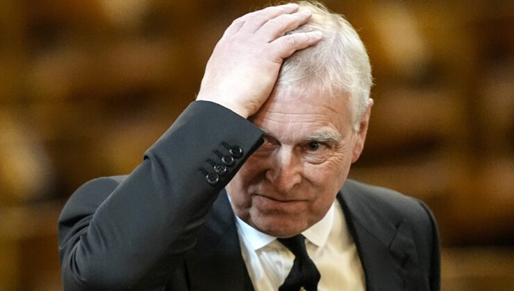 ‘Skandalların prensi’ Andrew tüm kraliyet ünvanlarını bırakma kararı aldı