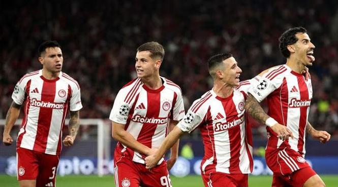 Olympiakos öne geçti