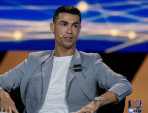 Cristiano Ronaldo, Trump’ın dünya barışını sağlayabileceğine inanıyor