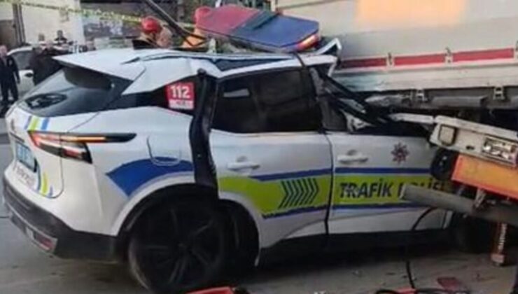 Ekip aracı TIR’a çarptı! 1 polis şehit!