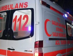 İzmir’de iki otomobil çarpıştı: 2 ölü, 4 yaralı