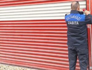 Kadınların giyinme odasında gizli kamera!