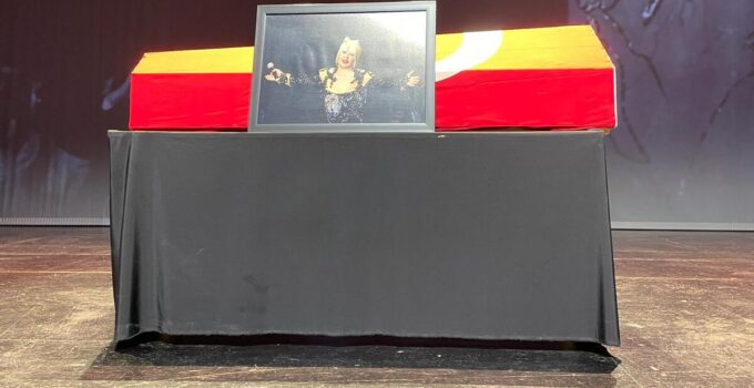 Muazzez Abacı’ya veda