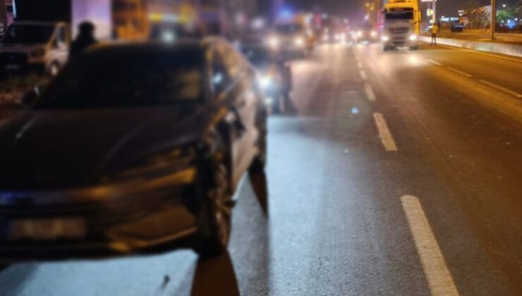 Otomobil 2 kadına çarptı: 1 ölü, 1 yaralı