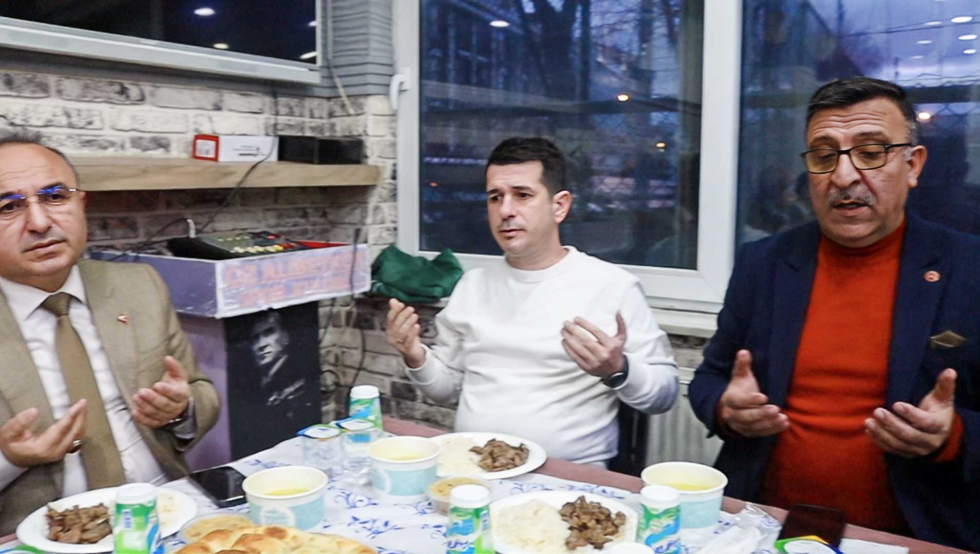 Öz Alibeyköyspor’da Geleneksel İftar Buluşması