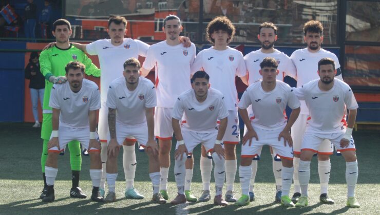 Alibeyköyspor Evinde Geçit Vermiyor