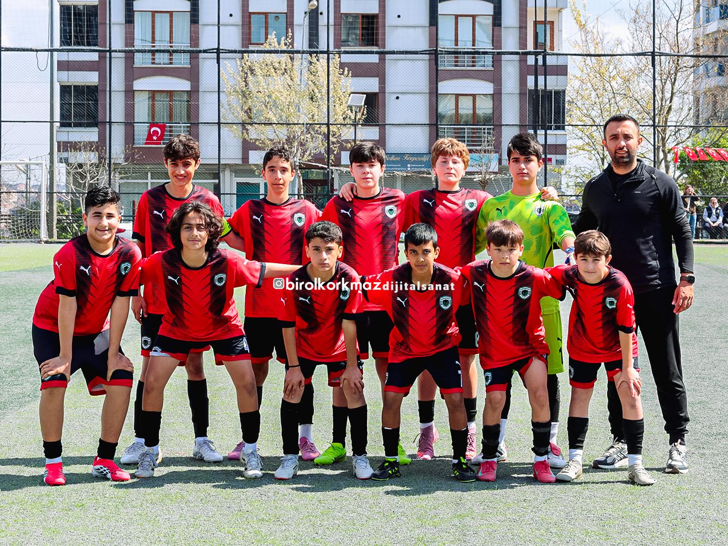 “Karadolap’ta Zorlu Mücadele: Lider 3 Puanla Döndü”